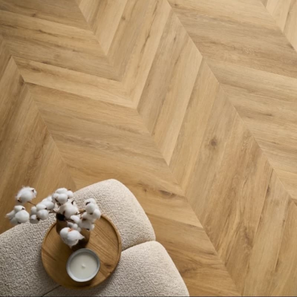 Фото вінілового покриття в інтер'єрі - Wembley Oak CLC 159
